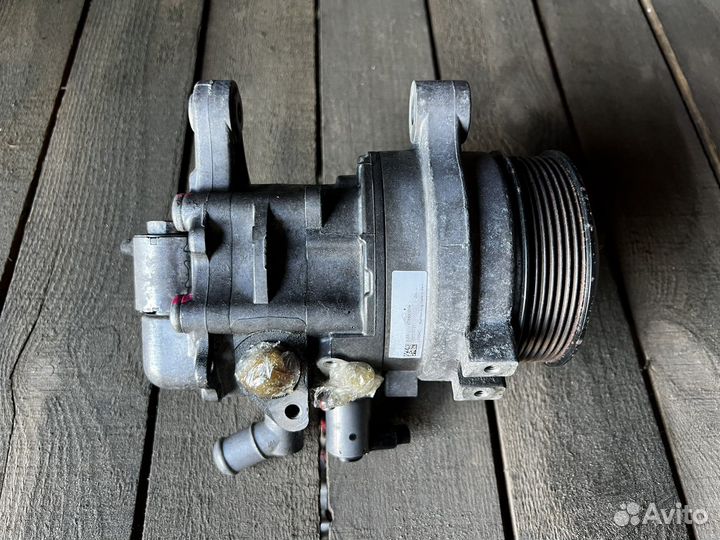 Гур BMW N63B44 F01