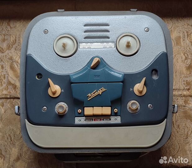 Магнитофон Комета мг-201М