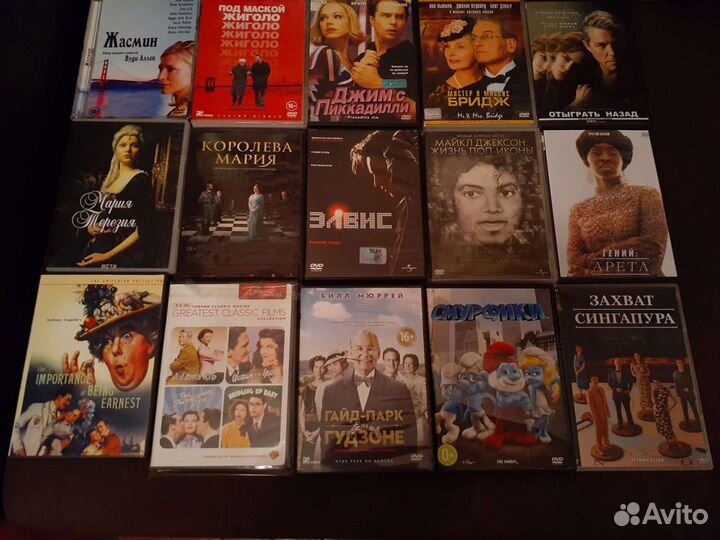 DVD и CD диски, видеокассеты