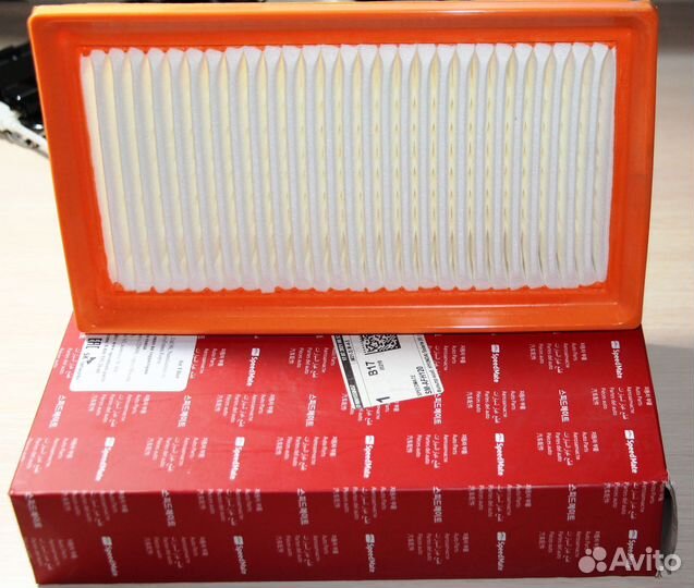 Воздушный фильтр на Hyundai Solaris II