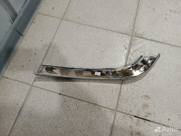 Молдинг бампера нижний левый LADA Vesta Лада Веста