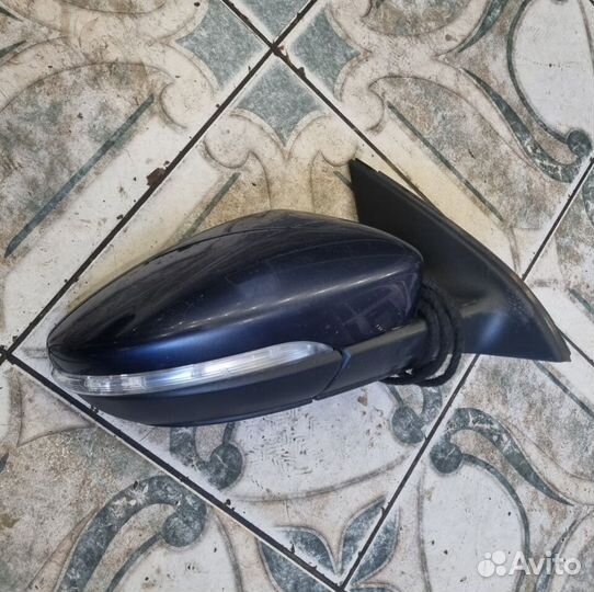 Зеркало Volkswagen Passat B7