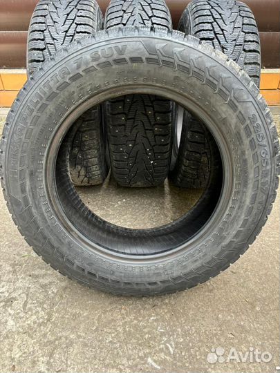 Nokian Tyres Hakkapeliitta 7 SUV 225/65 R17 106T