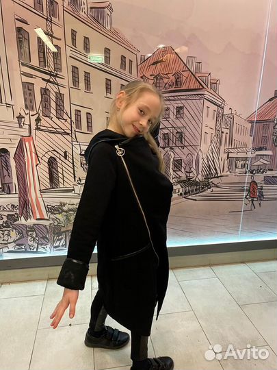 Плащ для девочки 140 fly