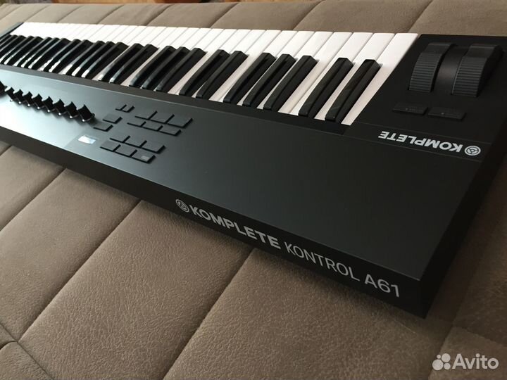 Native Instruments Komplete Kontrol A61