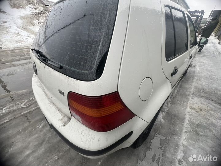 Volkswagen Golf 4 запчасти