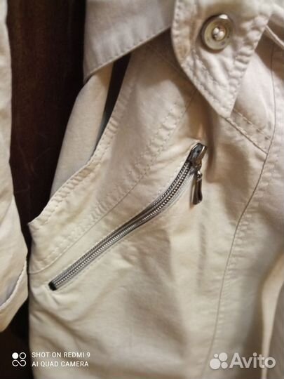 Плащ демисезонный женский.56размер