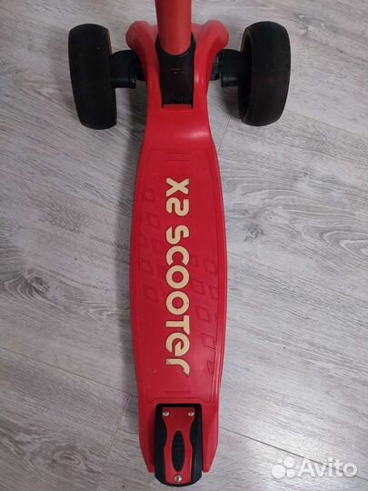 Самокат 4-7 лет, прочный в идеальном состоянии