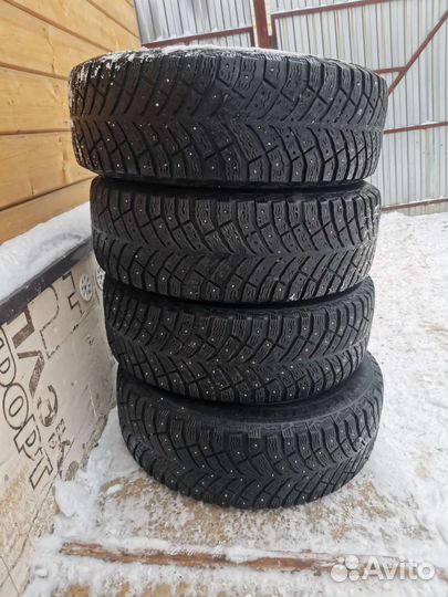 Michelin X-Ice North 4 195/65 R15