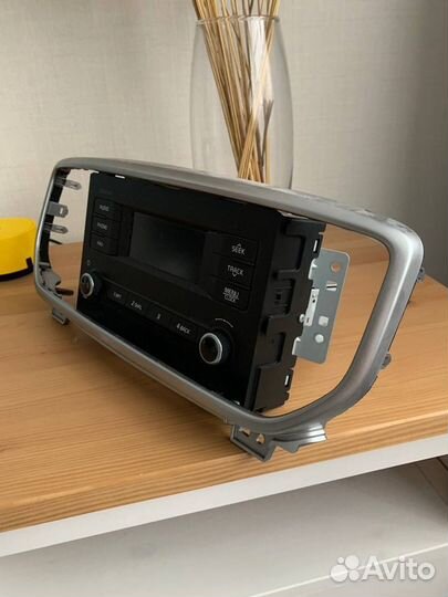 Штатная магнитола для Kia Sportage 4 почти новая