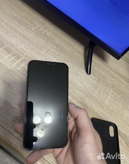 iPhone X, 256 ГБ