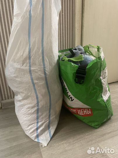 Много вещей детские и женские