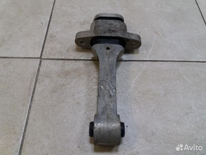 Опора двигателя задняя Kia Sportage 3 SL