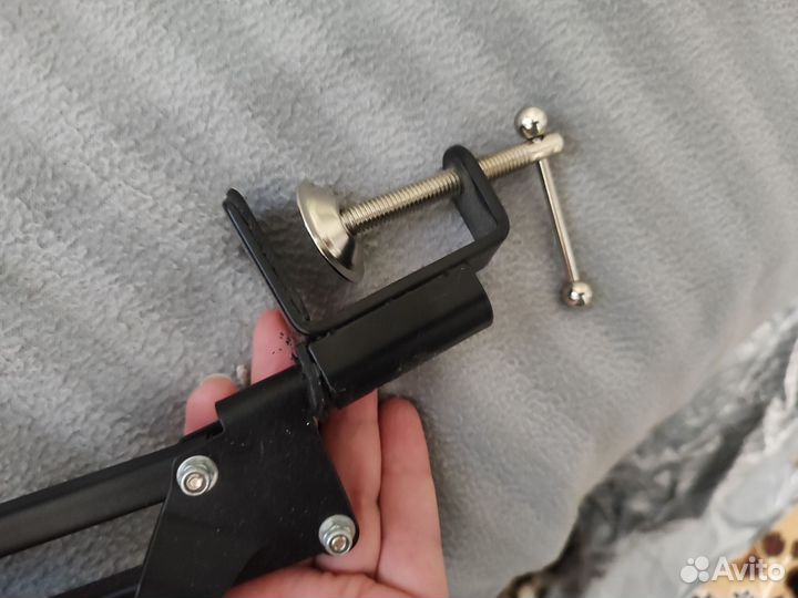 Микрофон с пантографом