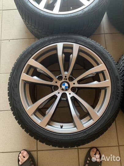 Комплект разношироких r20 колес в сборе на х5, х6