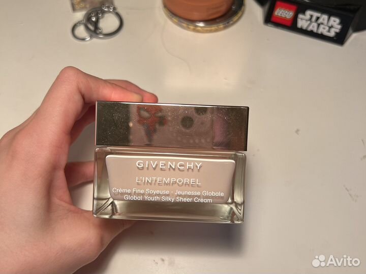 Givenchy крем для лица коробка
