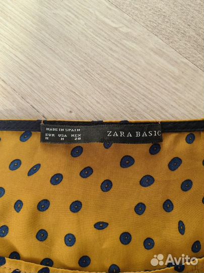 Платье Zara горчичное в горох 42-44