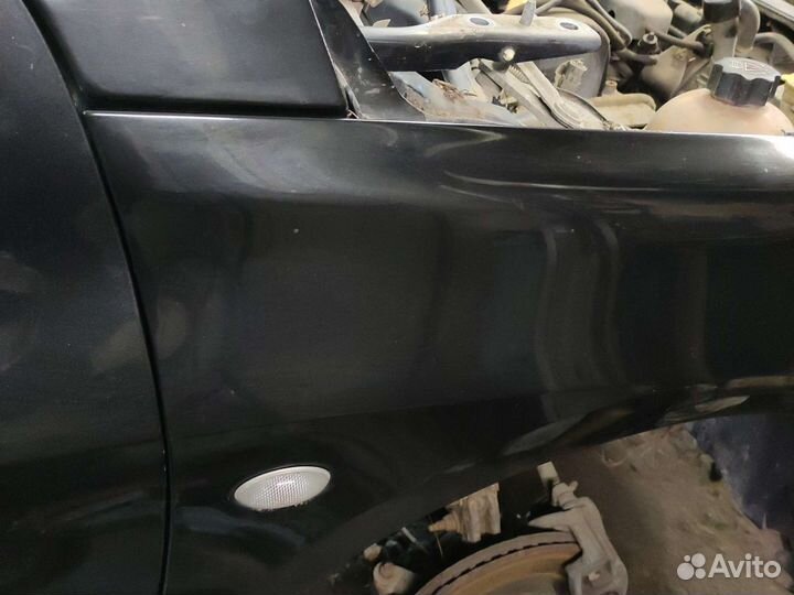 Крыло переднее правое Peugeot 307