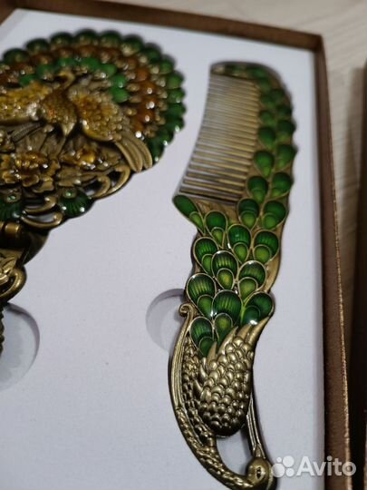 Подарочный набор зеркало и расчёска