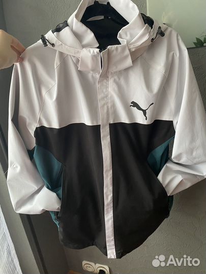 Куртка ветровка