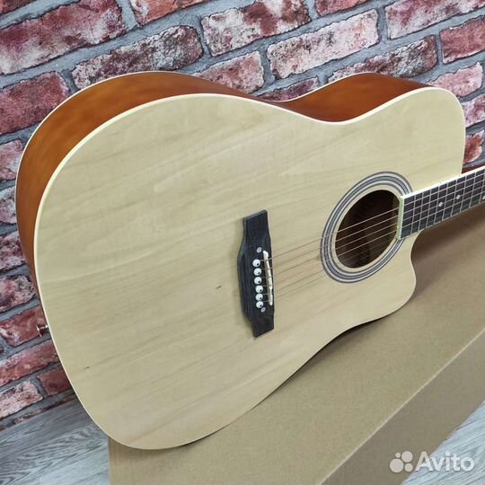 Гитара акустическая новая большой корпус