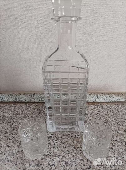 Новый графин хрустальный+ 2 рюмки
