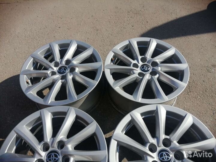 17 литые диски Toyota Camry Почти новые оригинал