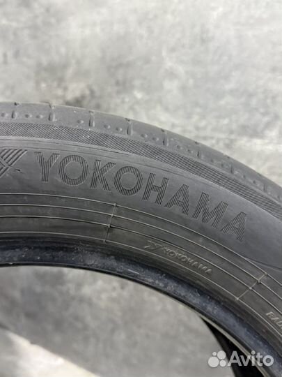 Yokohama BluEarth AE50 215/55 R17