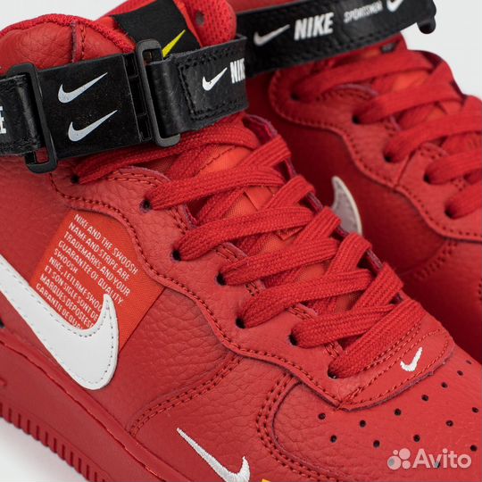 Кроссовки Nike Air Force 1 Mid LV8 Utility Red