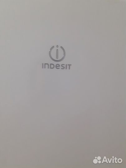 Холодильник бу indesit