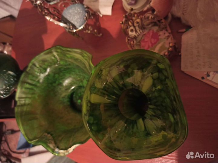 Ваза Цветное стекло Красный май Винтаж