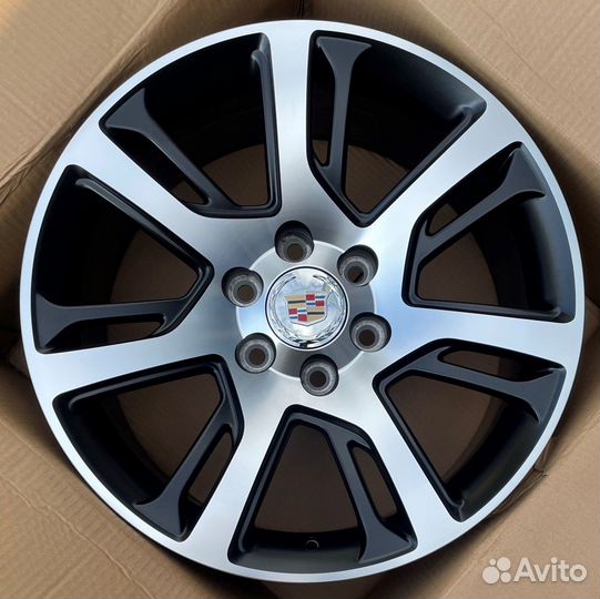 Новые диски R20 на Cadillac Escalade