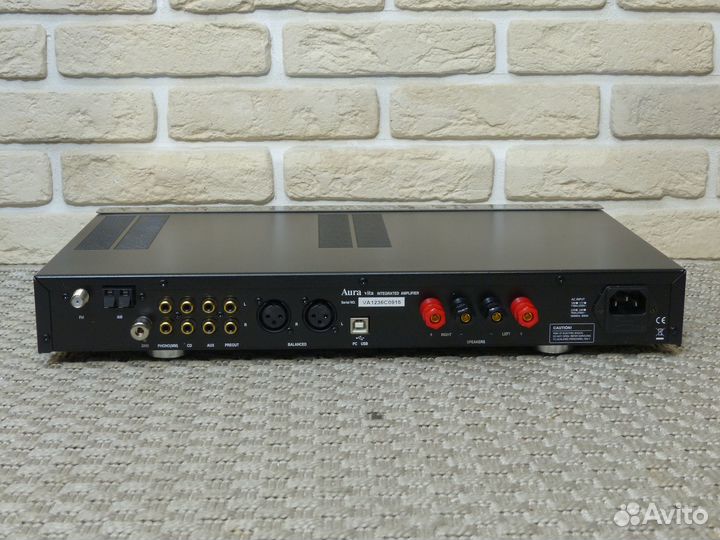 Aura Vita XLR ресивер пультовой FM AM itra