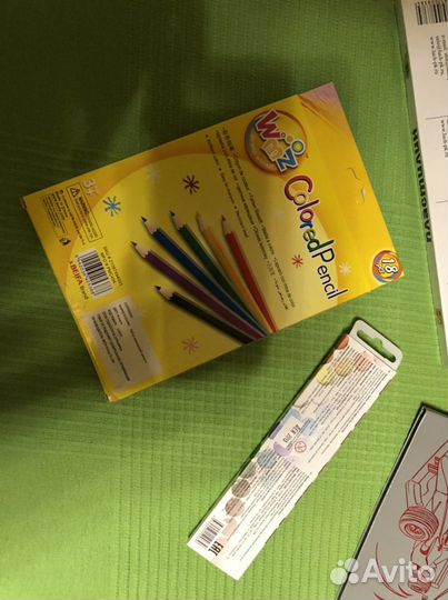 Школьные принадлежности