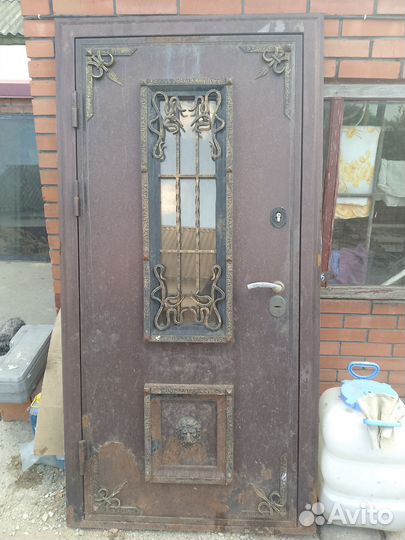 Дверь входная металлическая с терморазрывом