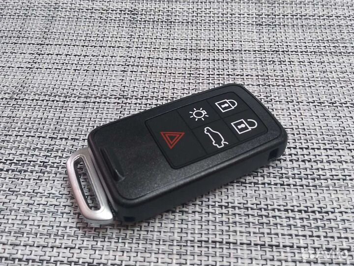 Ключ Volvo v40 cross country