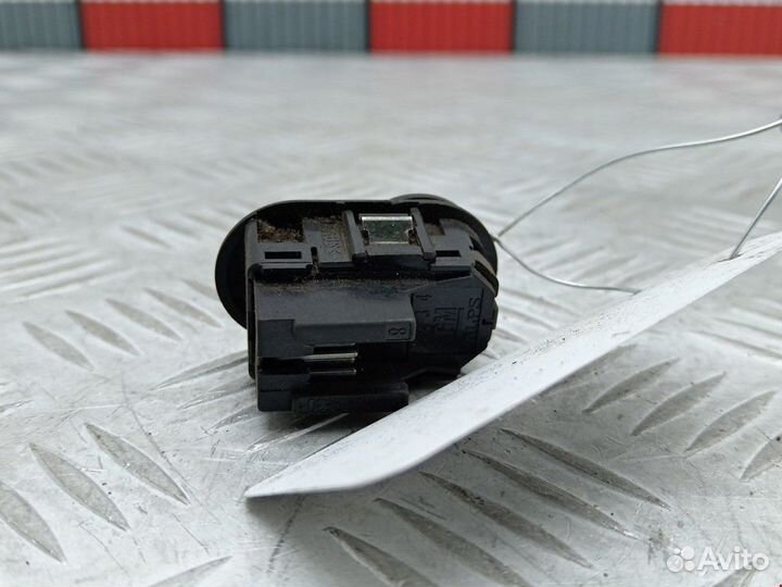 Кнопка (выключатель) Opel Astra G 2003 9226863