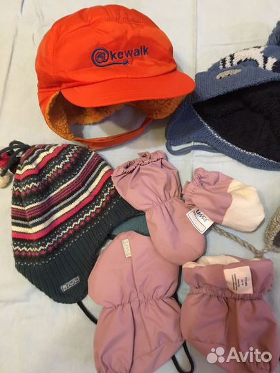Шапки разм 46-48 и 48-50 девочкам и мальчикам