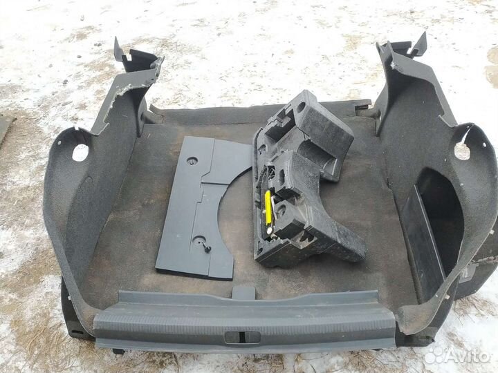 Обшивки багажника volkswagen passat CC