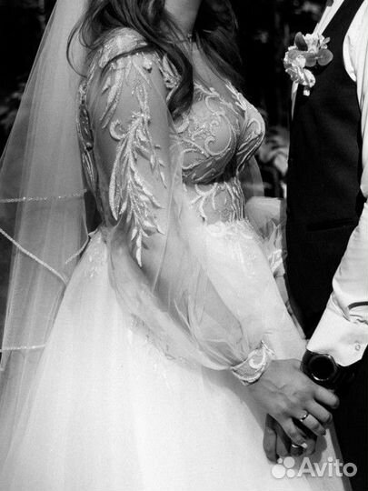 Свадебное платье