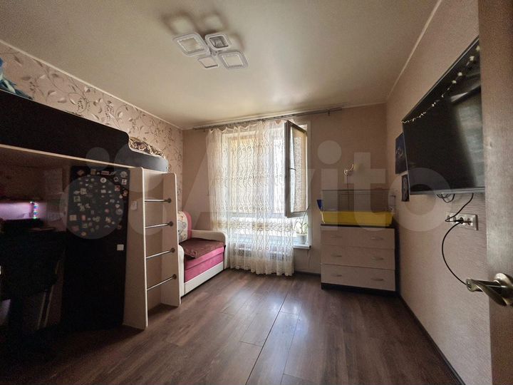 2-к. квартира, 46,8 м², 1/3 эт.