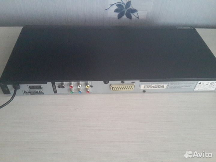 DVD player LG DGK878S