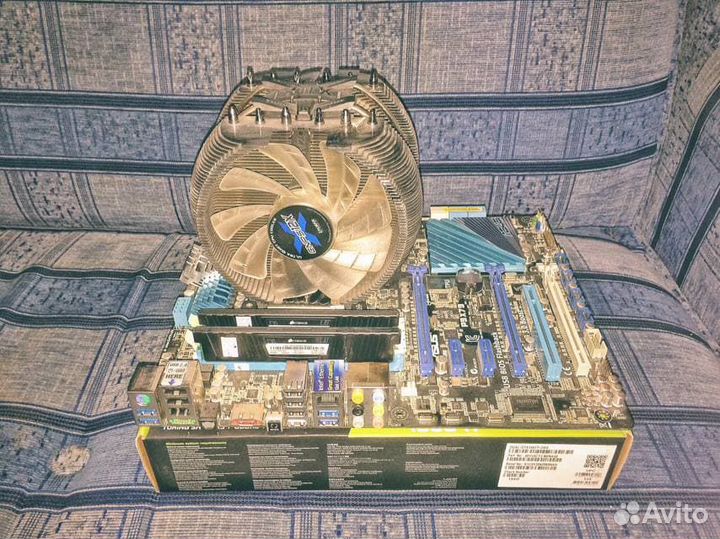 Материнская плата Asus P9X79 LGA2011