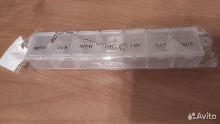 Таблетница на неделю новая