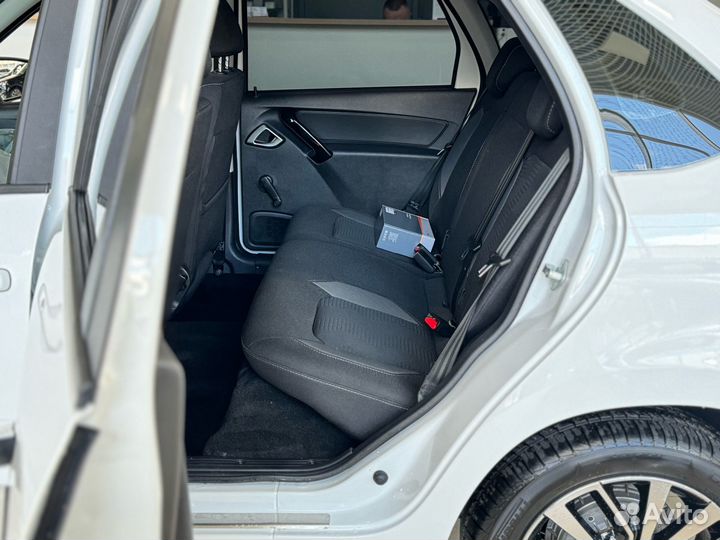 LADA Granta 1.6 МТ, 2024