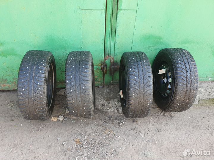 Колеса 215 60 R16 зимние