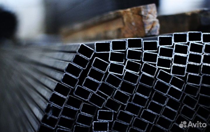 Труба профильная 50х50х3