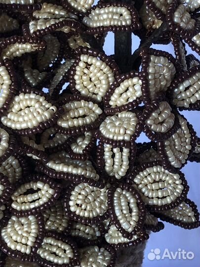 Декоративные веточки из бисера