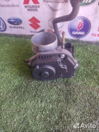 Дроссельная заслонка Volkswagen Golf MK 4 1.6 AEH