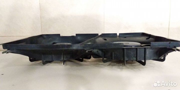 Диффузор с вентиляторами охлаждения двигателя